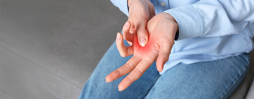 patient suffering from trigger finger needing shockwave therapy in Pleasanton